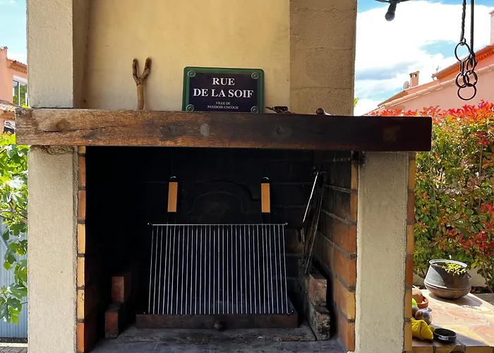 La Maison Brennus , Piscine, 15 Min Des Plages Feriehus Béziers